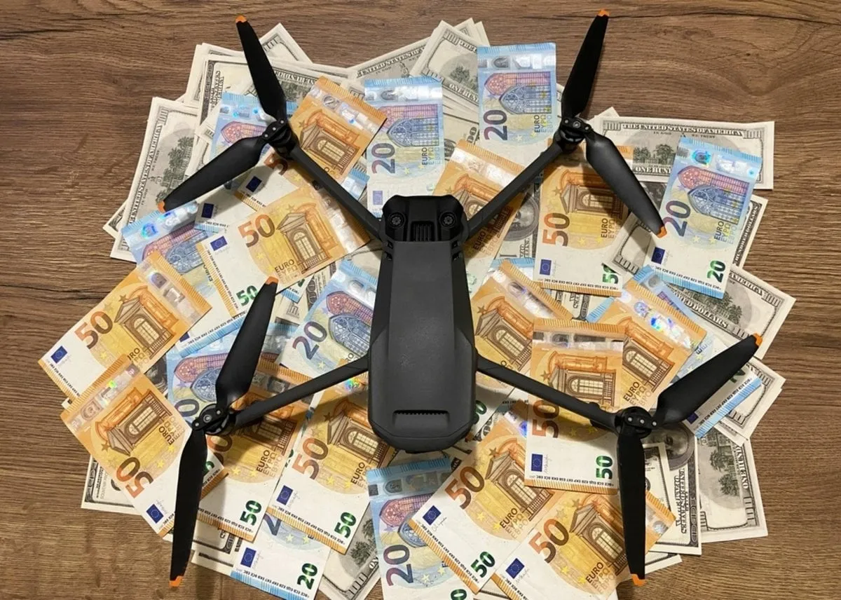 Drone on money | Skylum Blog