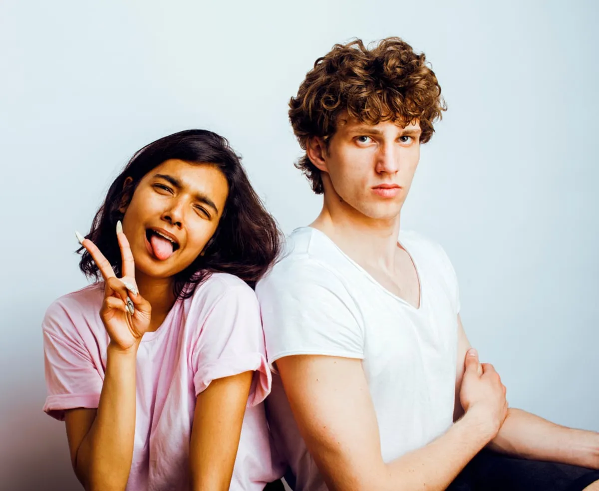 A girl and a guy in the photo | Skylum Blog