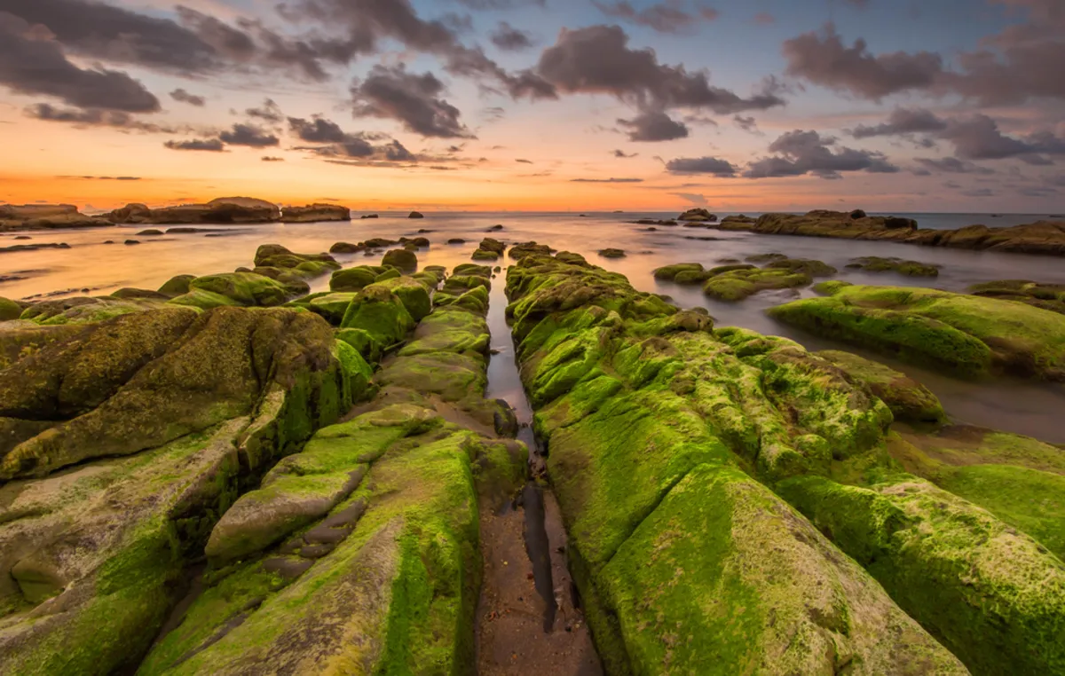 Stones and water | Skylum Blog