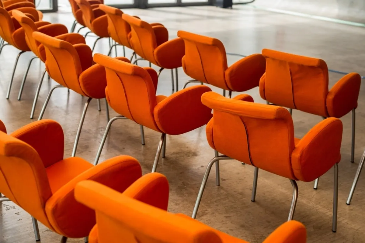 Lots of orange chairs | Skylum Blog