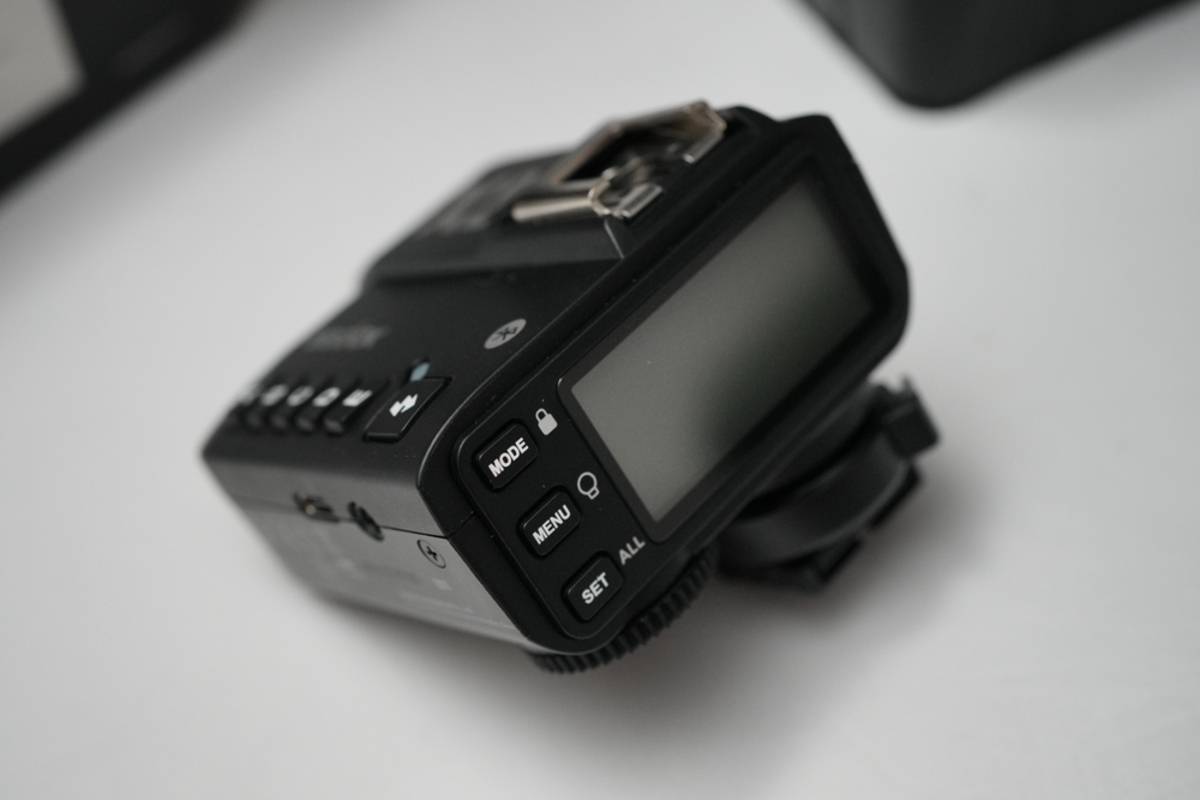 Camera flash unit | Skylum Blog

