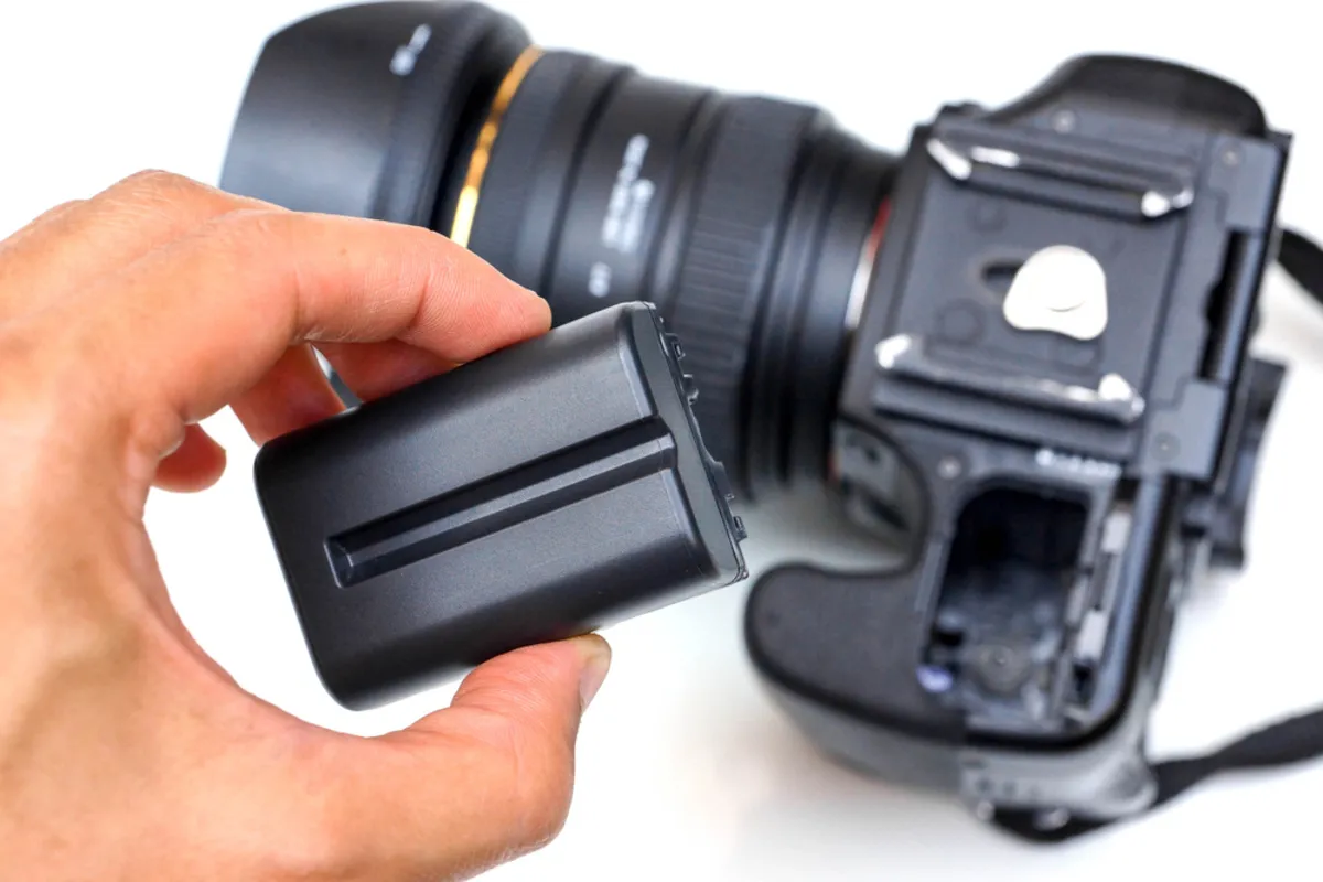 Camera battery | Skylum Blog