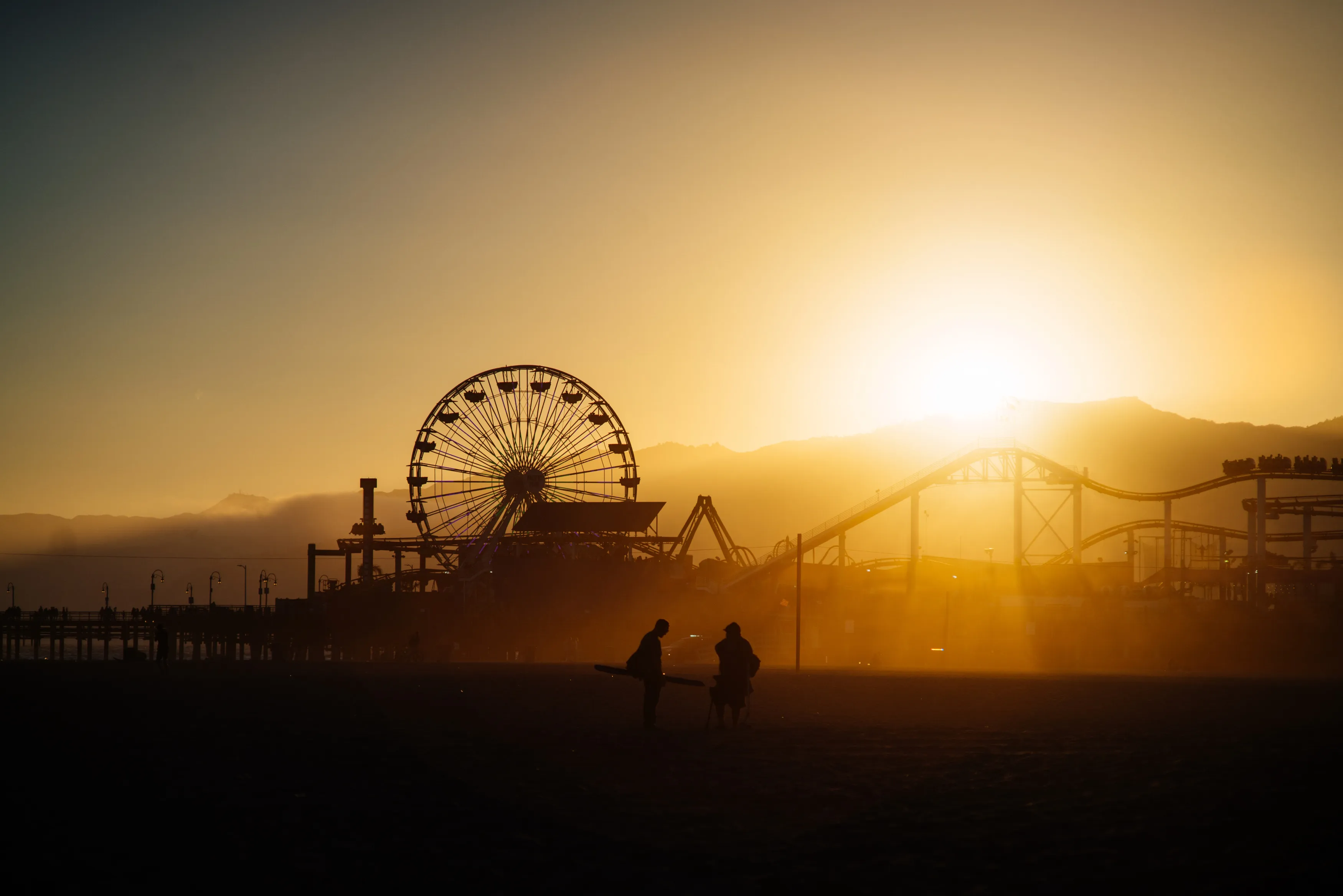 Ferris Wheel Captured at Sunset | Skylum Blog