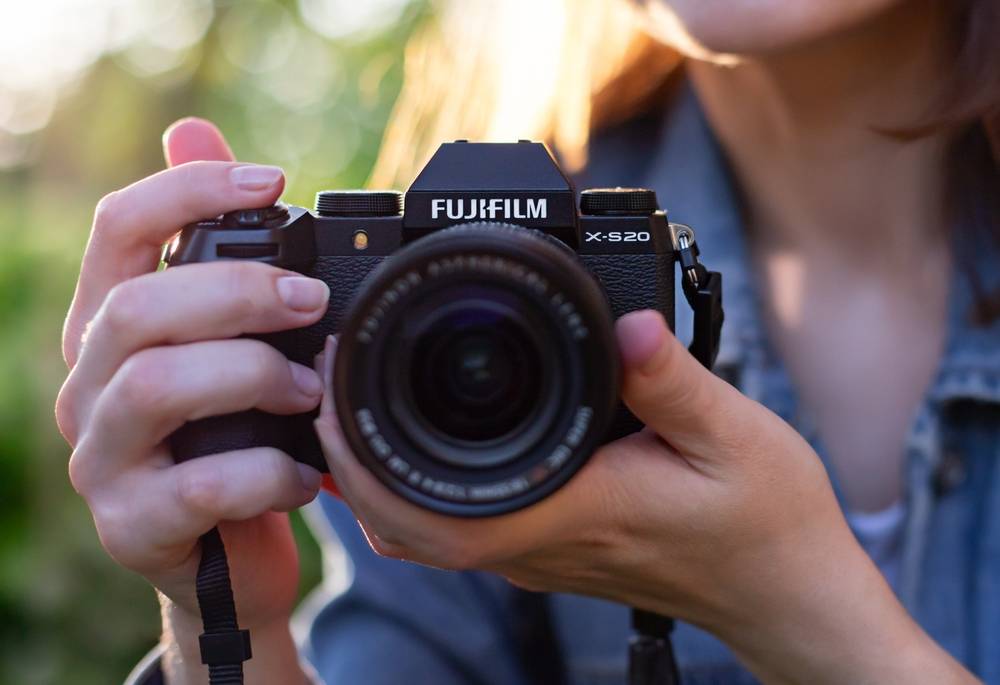 Fujifilm X-S20