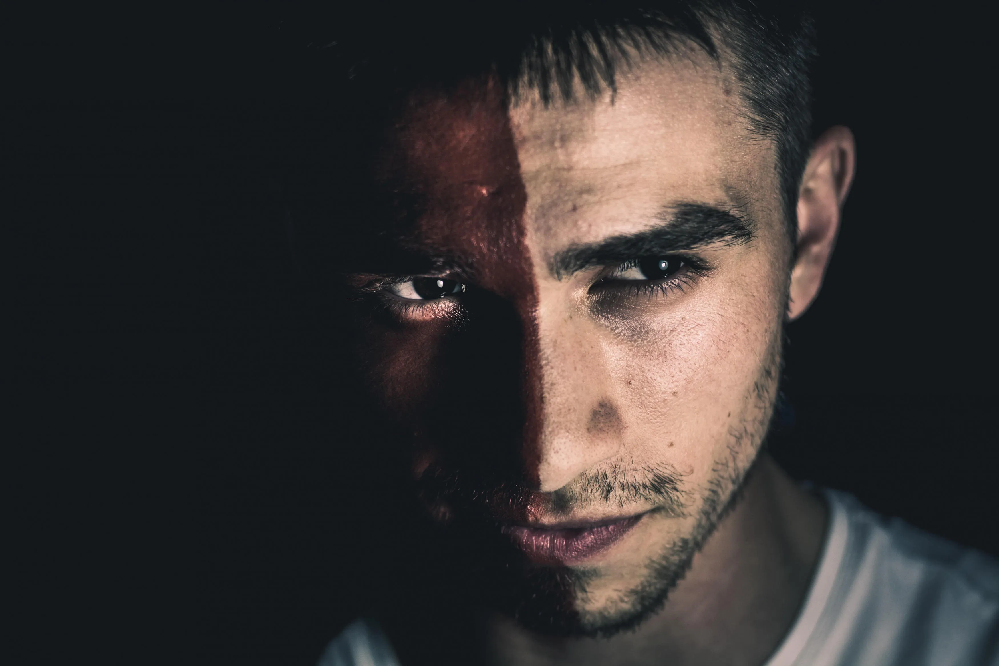 Tips For Self-portraits | Skylum Blog