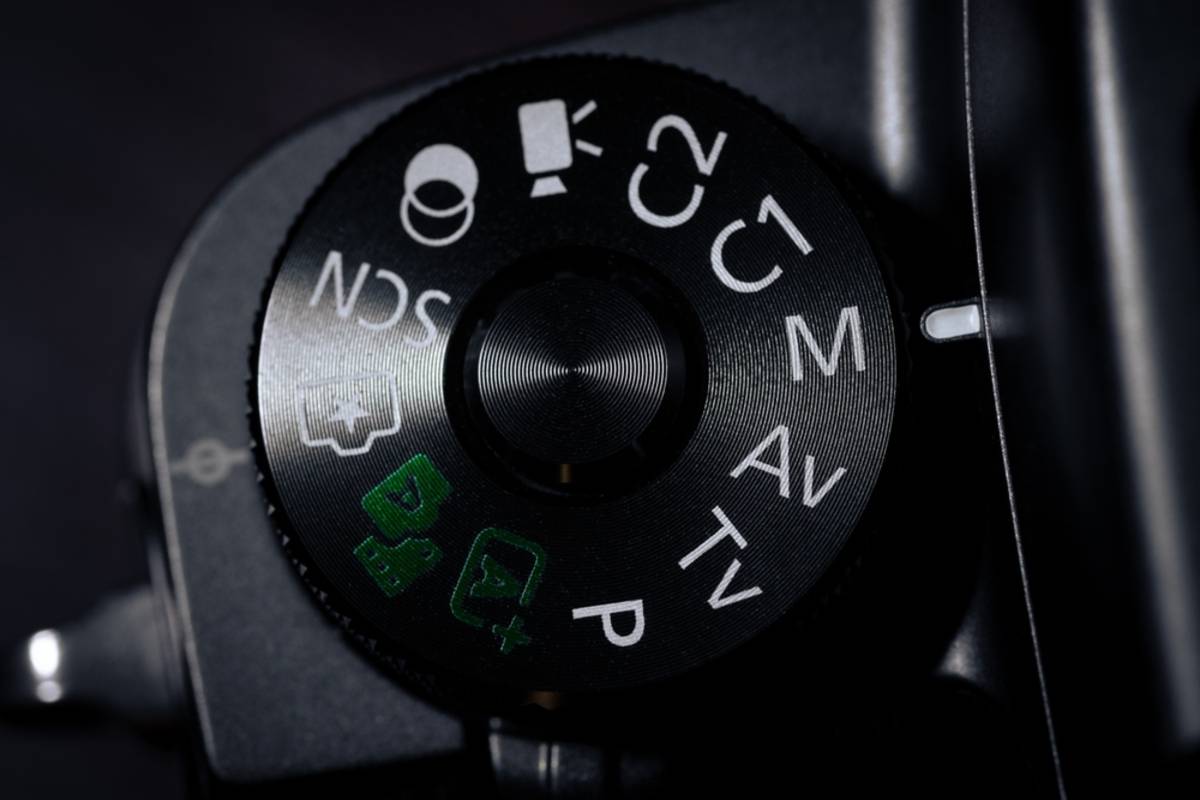 Manual Mode on camera | Skylum Blog

