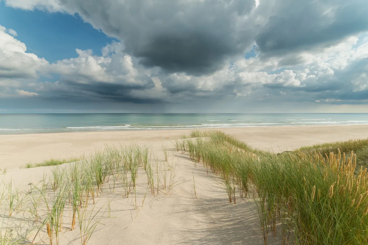 Beach Seascape Photography | Skylum Blog