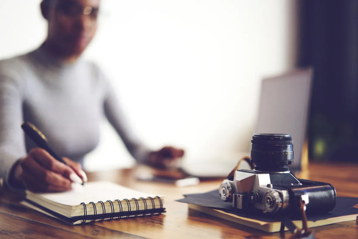 Girl working online with laptop | Skylum Blog