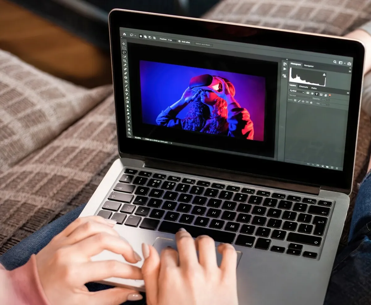 Editing photos in a photo editor | Skylum Blog