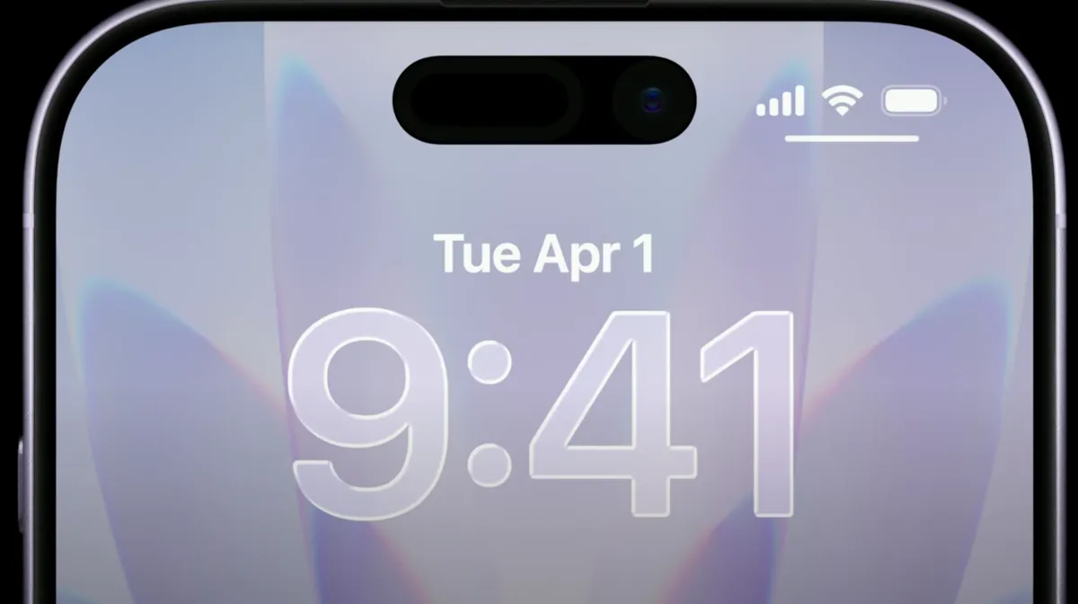 Selfie camera in iphone 17 | Skylum Blog