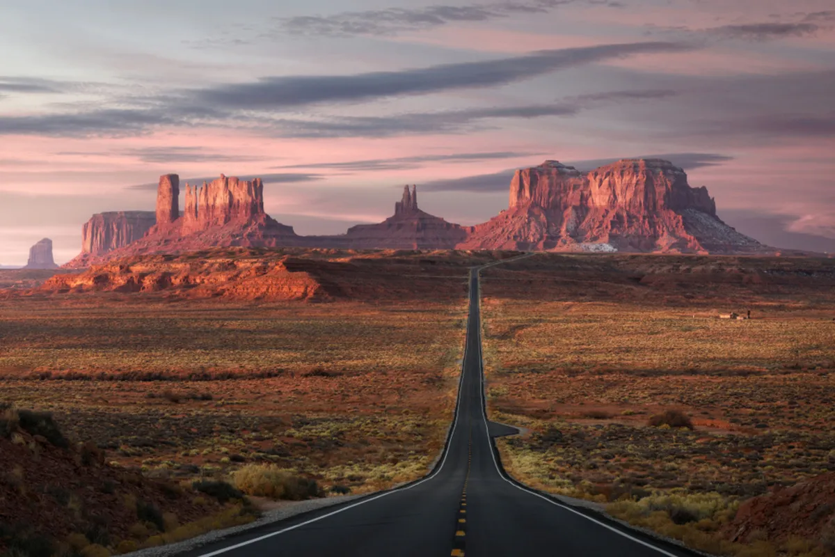 Photo of the road leading into the rocks | Skylum Blog
