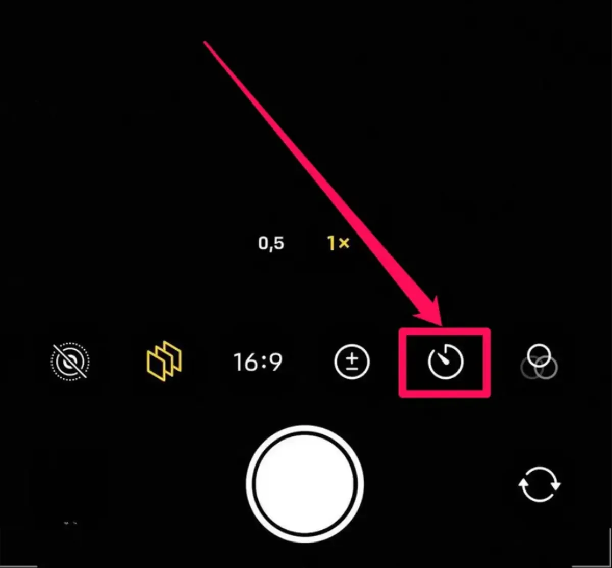 Timer button on iPhone | Skylum Blog