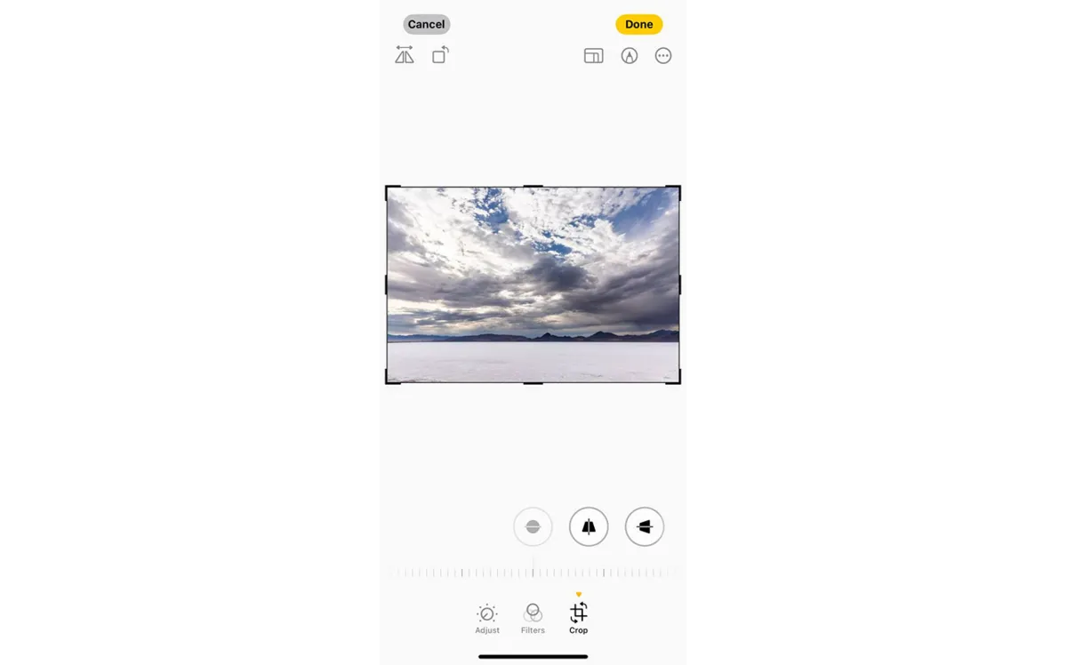 Horizontal perspective in iPhone photos | Skylum Blog