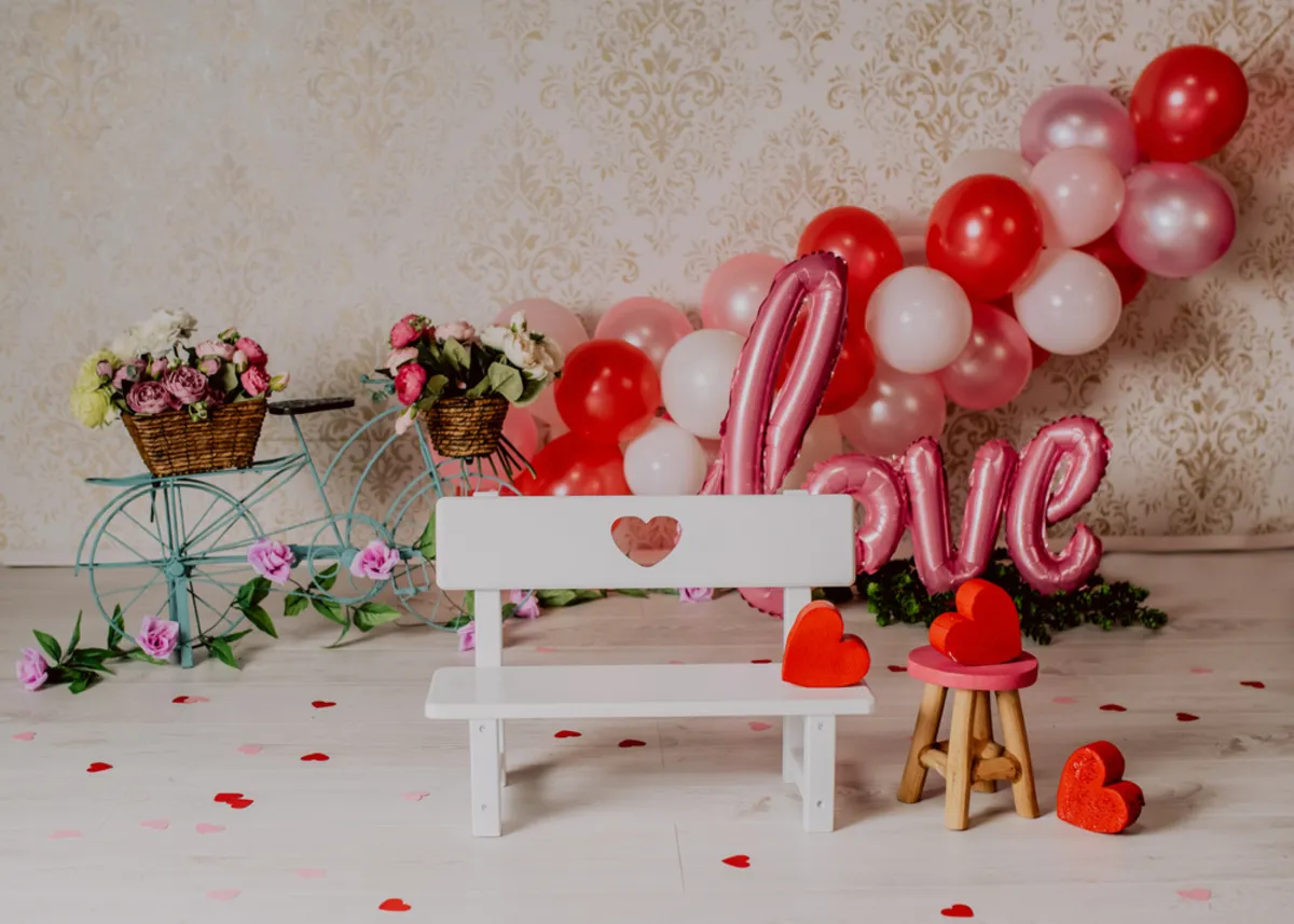 Photo zone for Valentine's Day | Skylum Blog