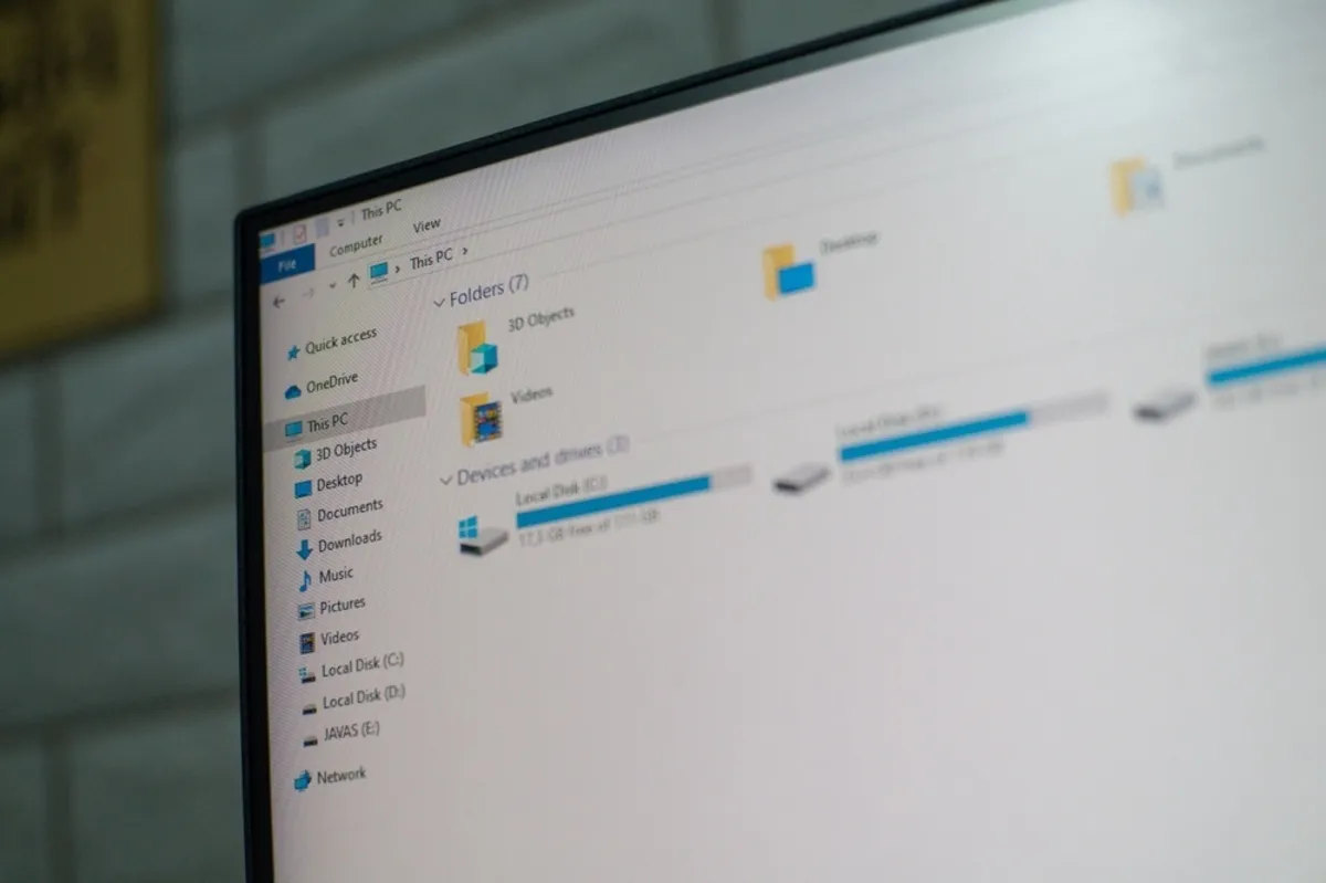 File Explorer on Windows 10 | Skylum Blog