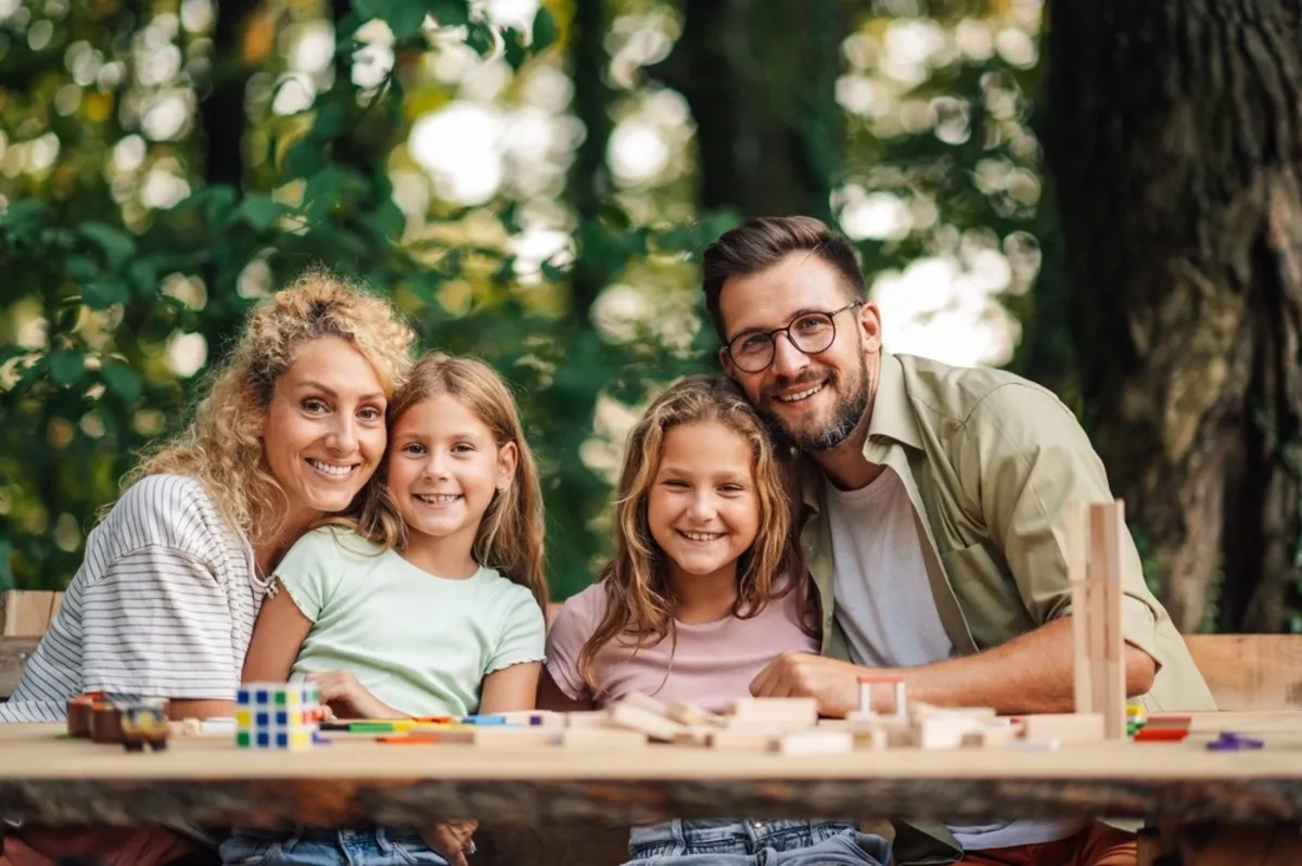 Family portrait | Skylum Blog