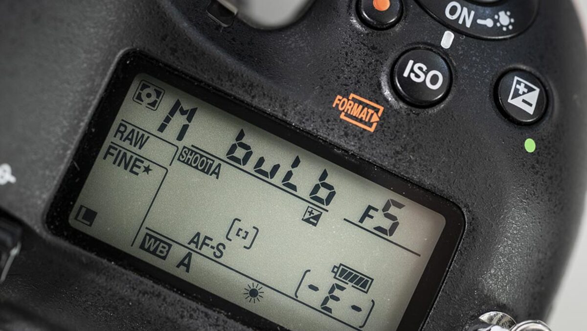Bulb mode on the camera | Skylum Blog

