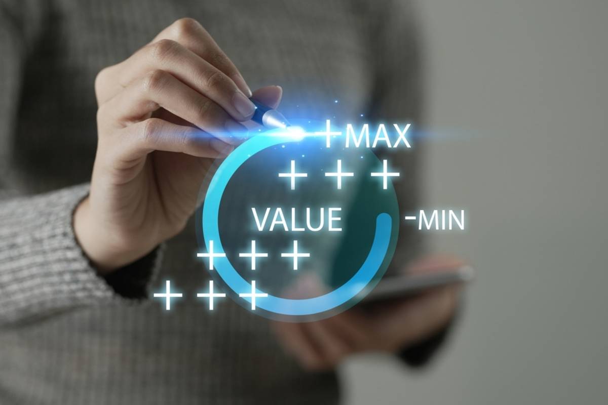 Minimum and maximum value | Skylum Blog

