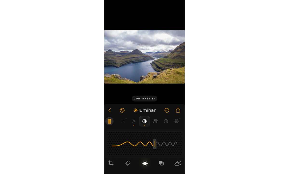 Contrast in Luminar Mobile | Skylum Blog

