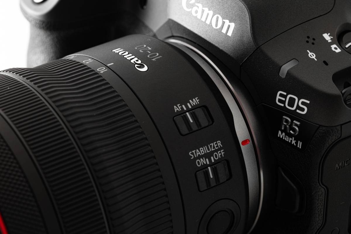 The autofocus button on the Canon EOS R5 Mark II | Skylum Blog


