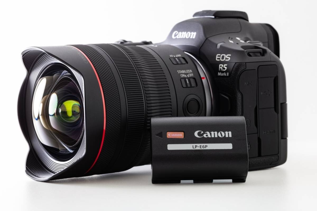 Canon EOS R5 Mark II Battery | Skylum Blog

