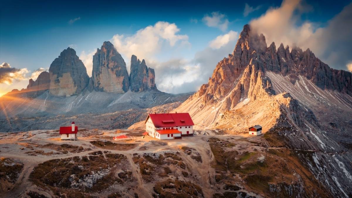 Houses on the mountain | Skylum Blog