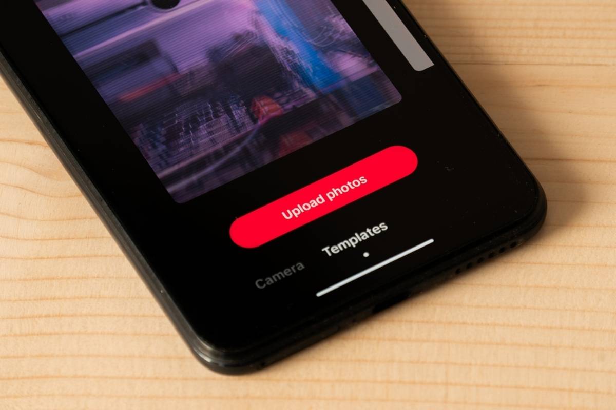 Upload a photo to TikTok | Skylum Blog

