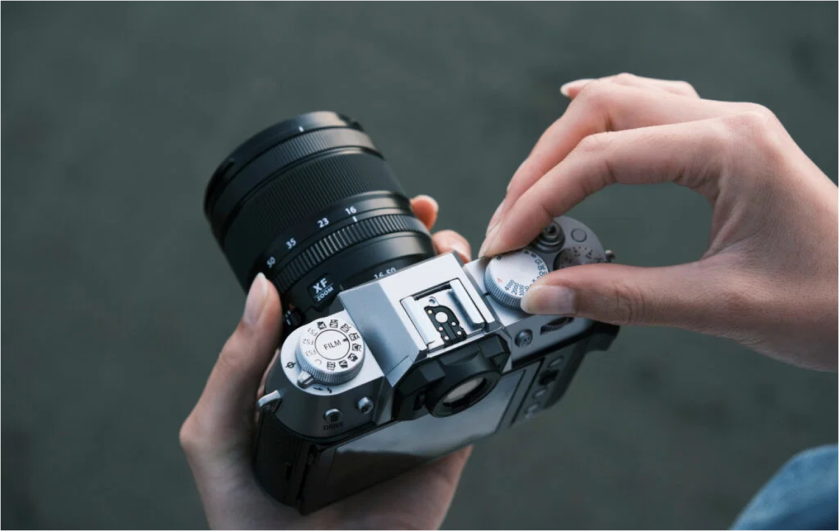 Changing settings on the Fujifilm X-T50 camera | Skylum Blog