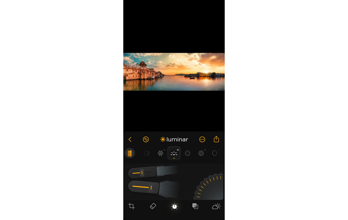 Relight AI in Luminar Mobile | Skylum How-to

