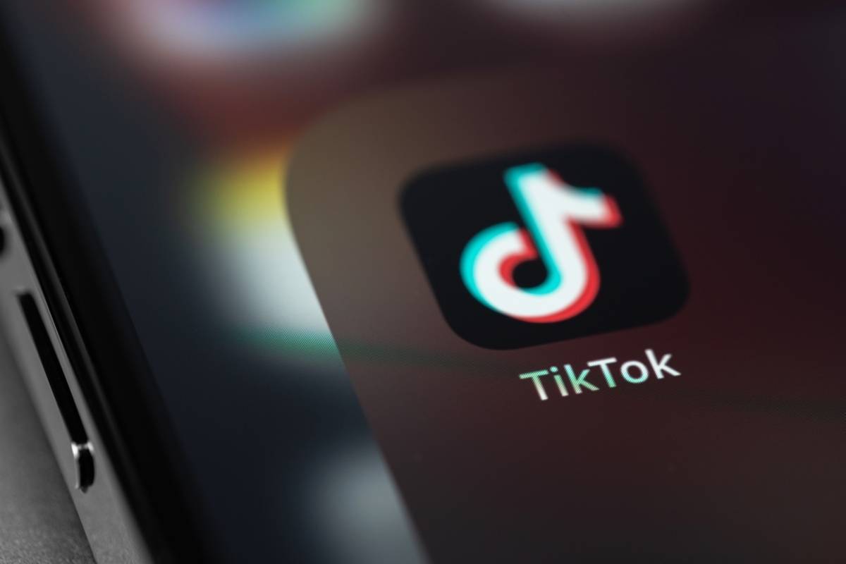 TikTok on iPhone | Skylum Blog
