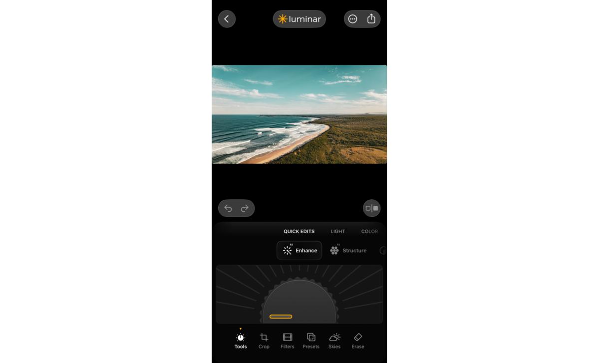 Upload a photo to Luminar Mobile | Skylum How-to

